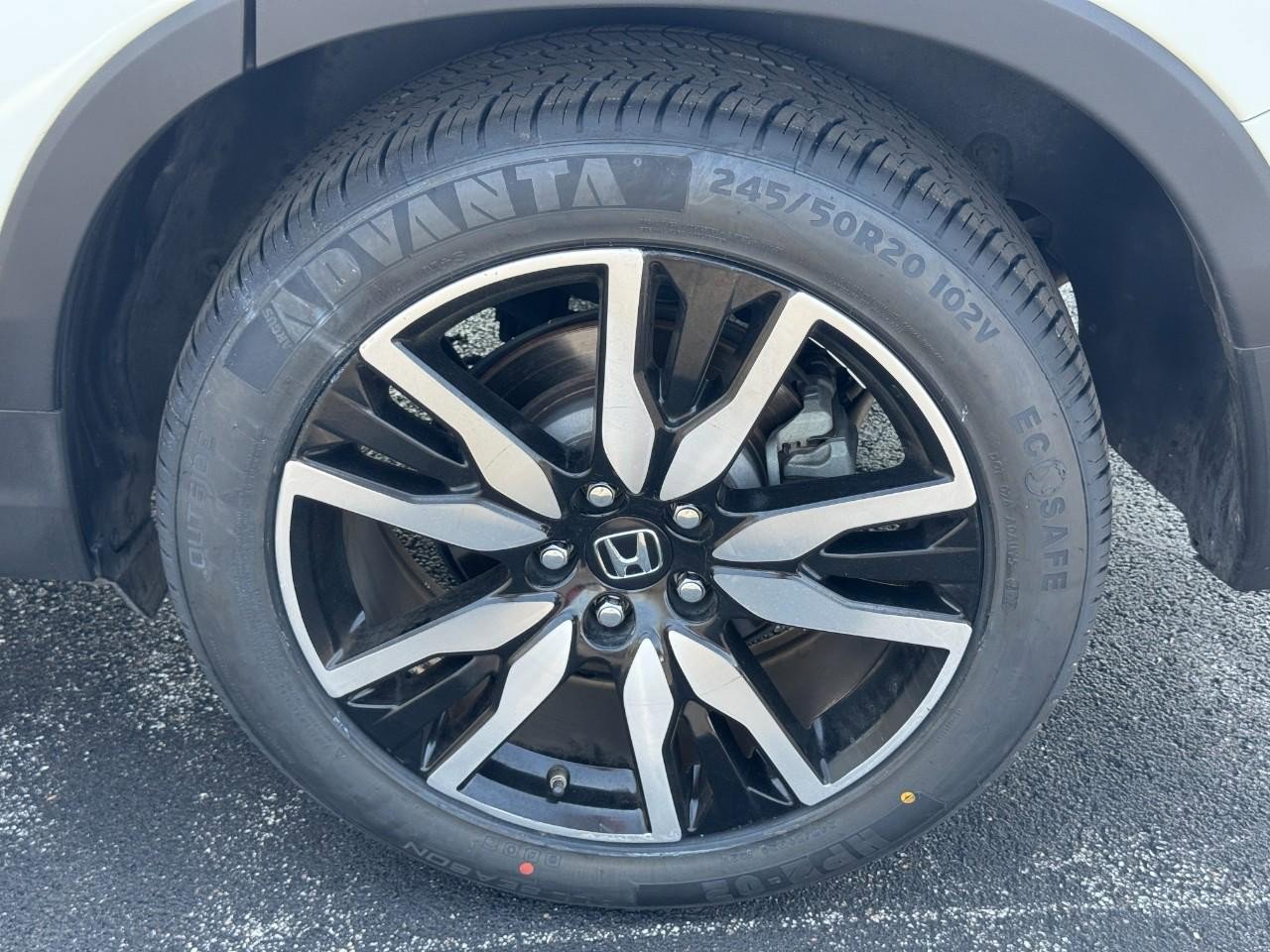 Used 2021 Honda Pilot Touring image 8