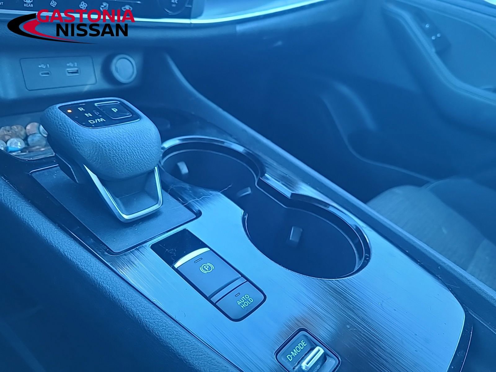 Used 2023 Nissan Rogue SV image 37