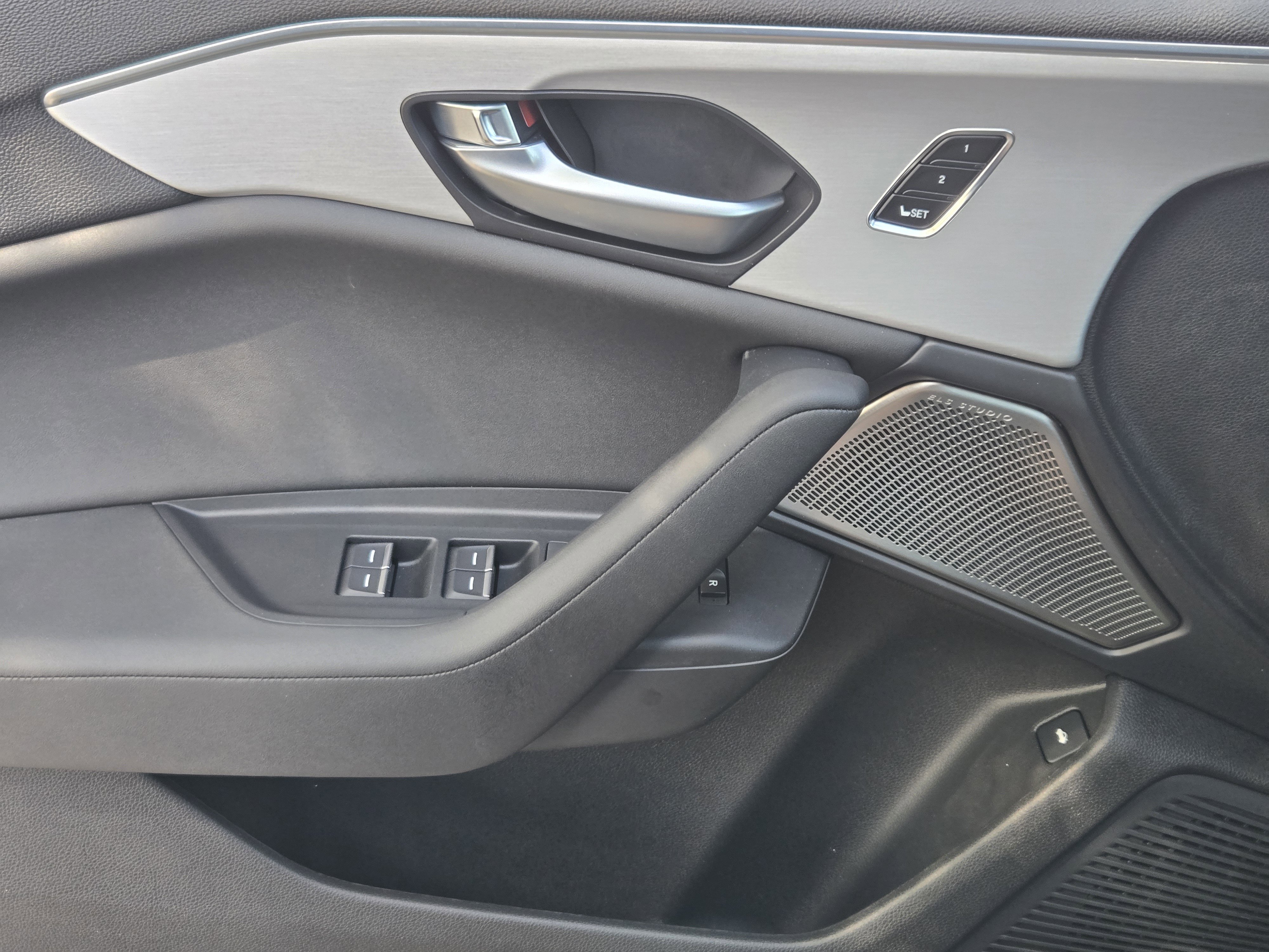 New 2025 Acura TLX w/ Technology Package image 15