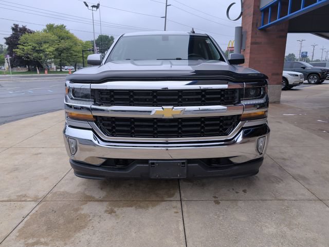 Used 2018 Chevrolet Silverado 1500 LT w/ LT Eassist Package AWD/4WD image 10