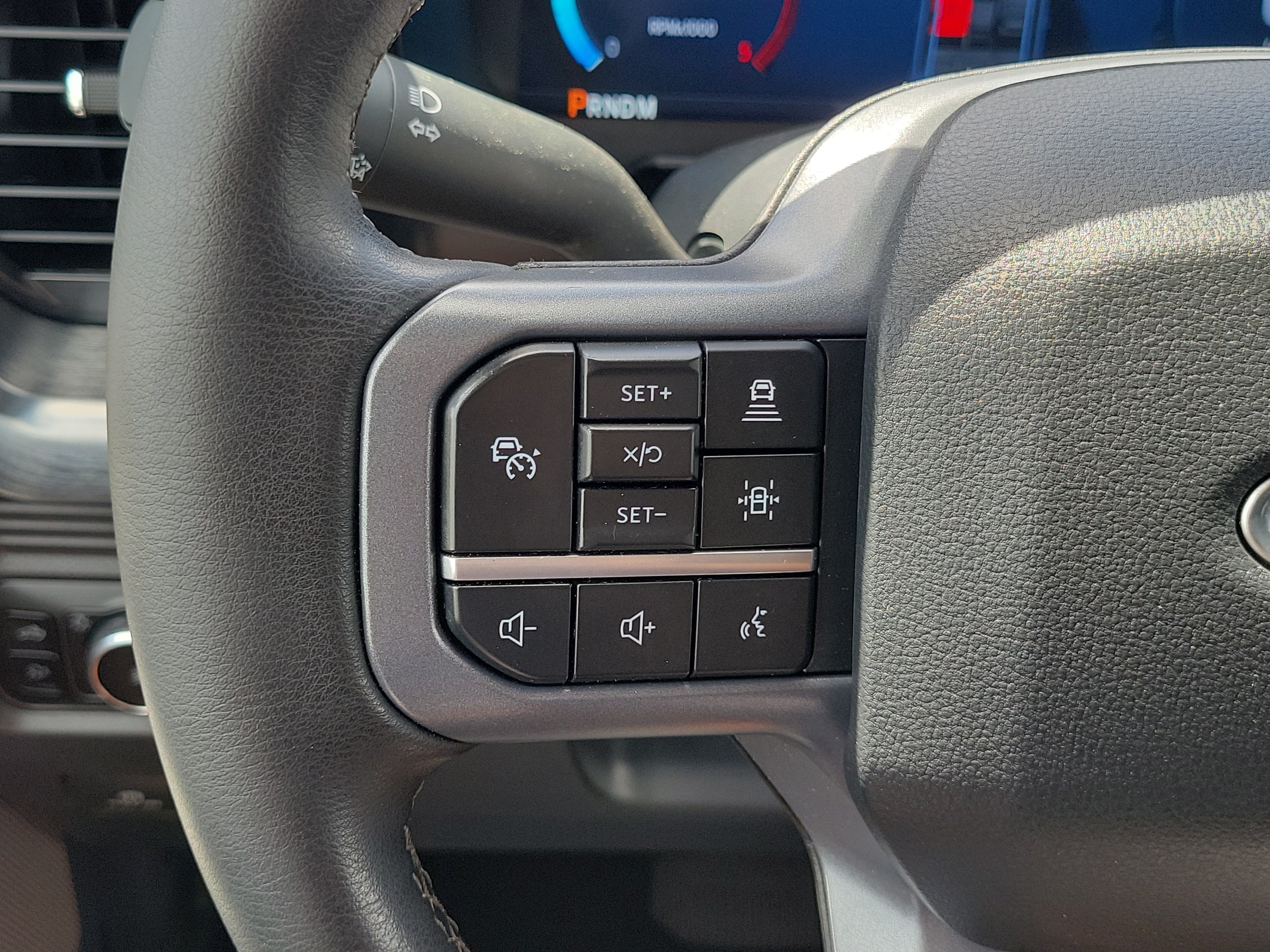 Certified 2025 Ford F250 Lariat w/ Lariat Ultimate Package AWD/4WD image 25