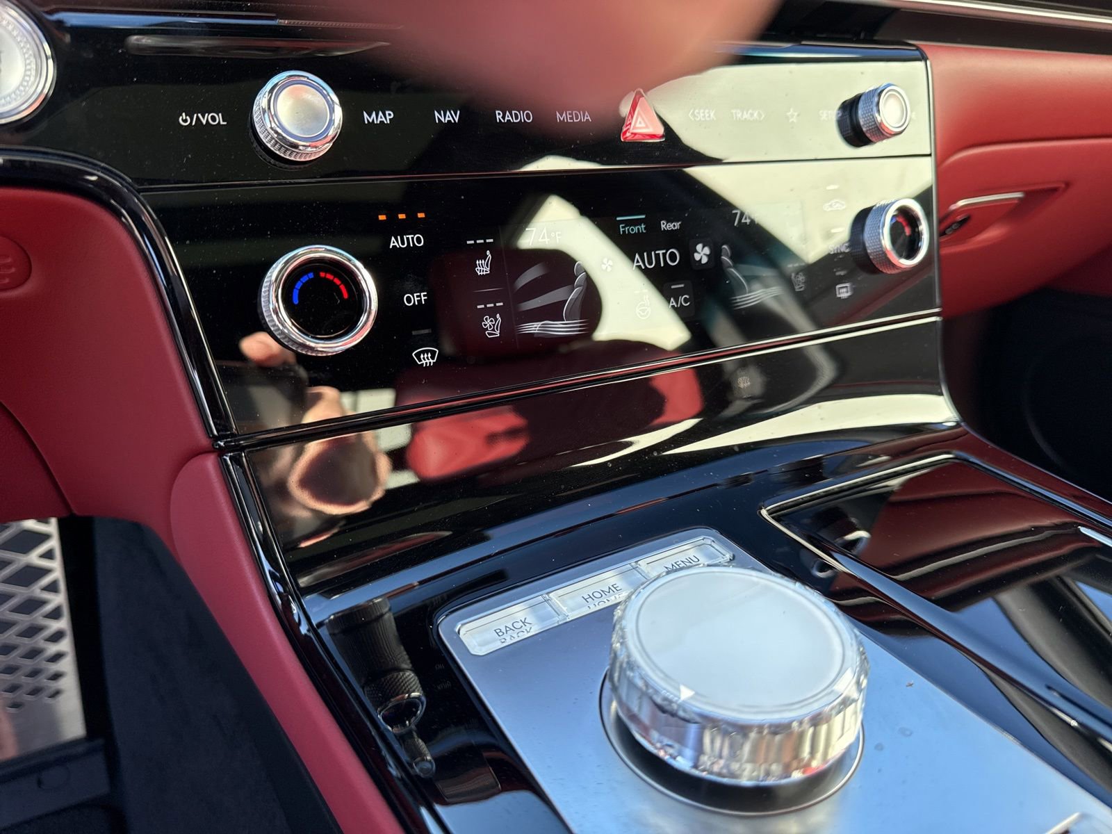 Used 2025 Genesis G80 2.5T Sport Prestige image 26