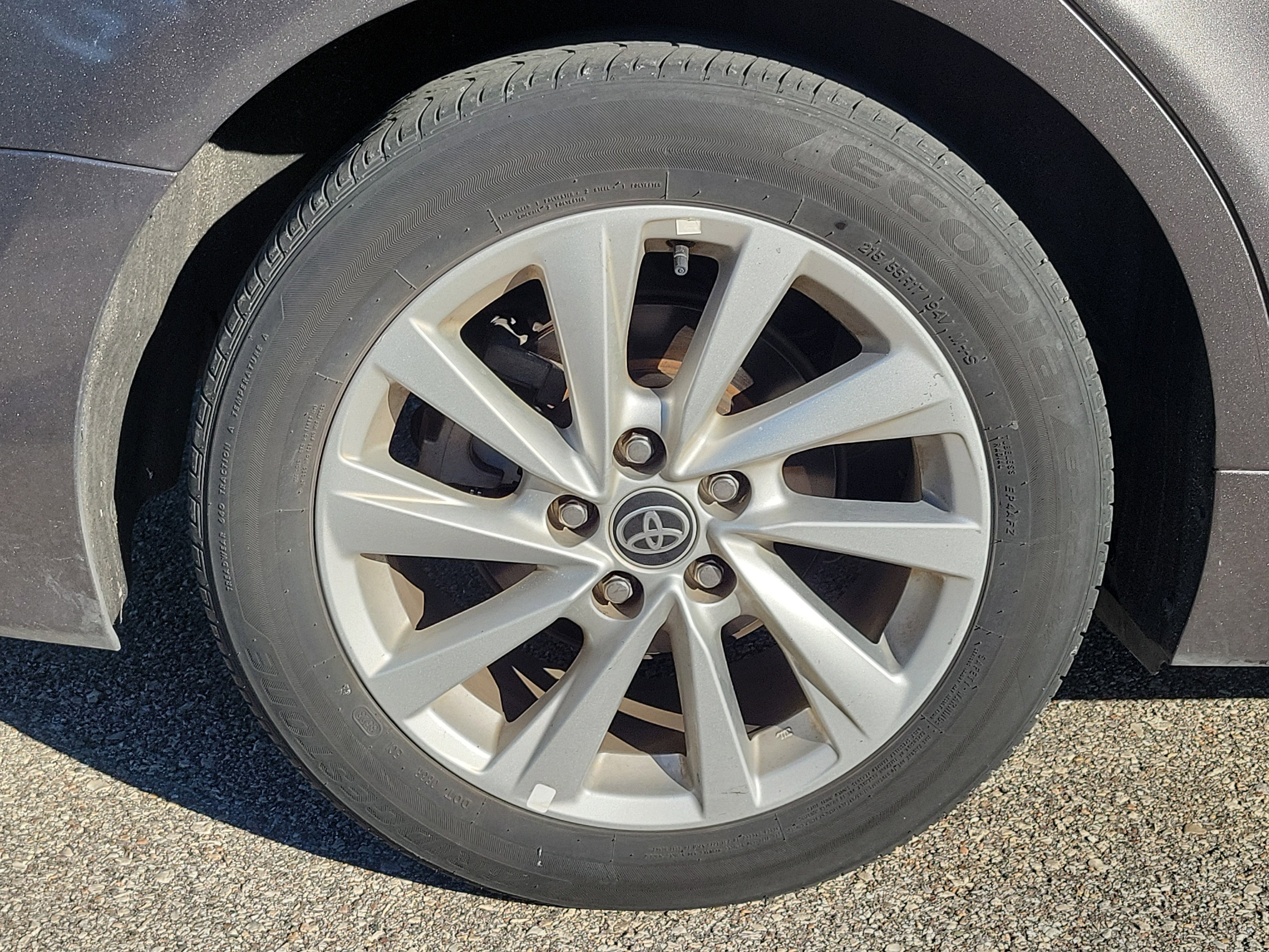 Used 2024 Toyota Camry LE image 9