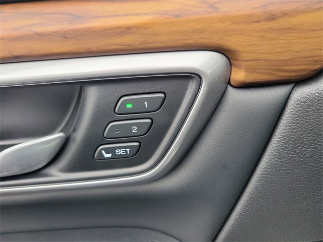 Certified 2020 Honda CR-V Touring image 25