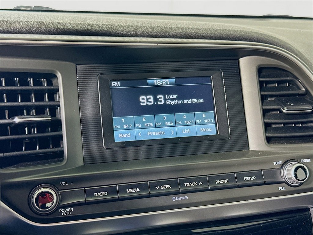 Used 2019 Hyundai Elantra SE w/ Cargo Package image 25