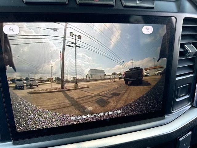 Used 2024 Ford F550 4x4 SuperCab Super Duty image 17