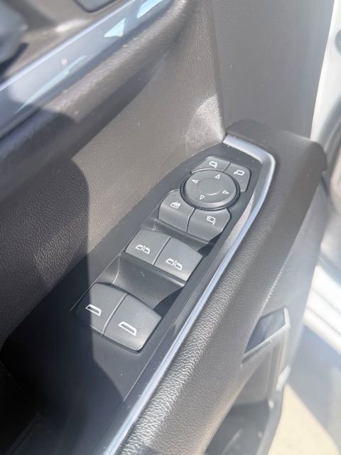 Used 2024 GMC Sierra 1500 SLT image 18