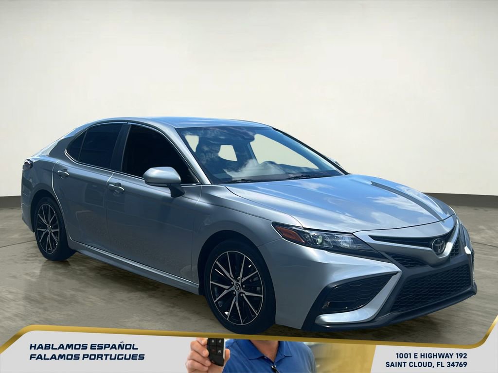 Used 2023 Toyota Camry SE FWD image 8