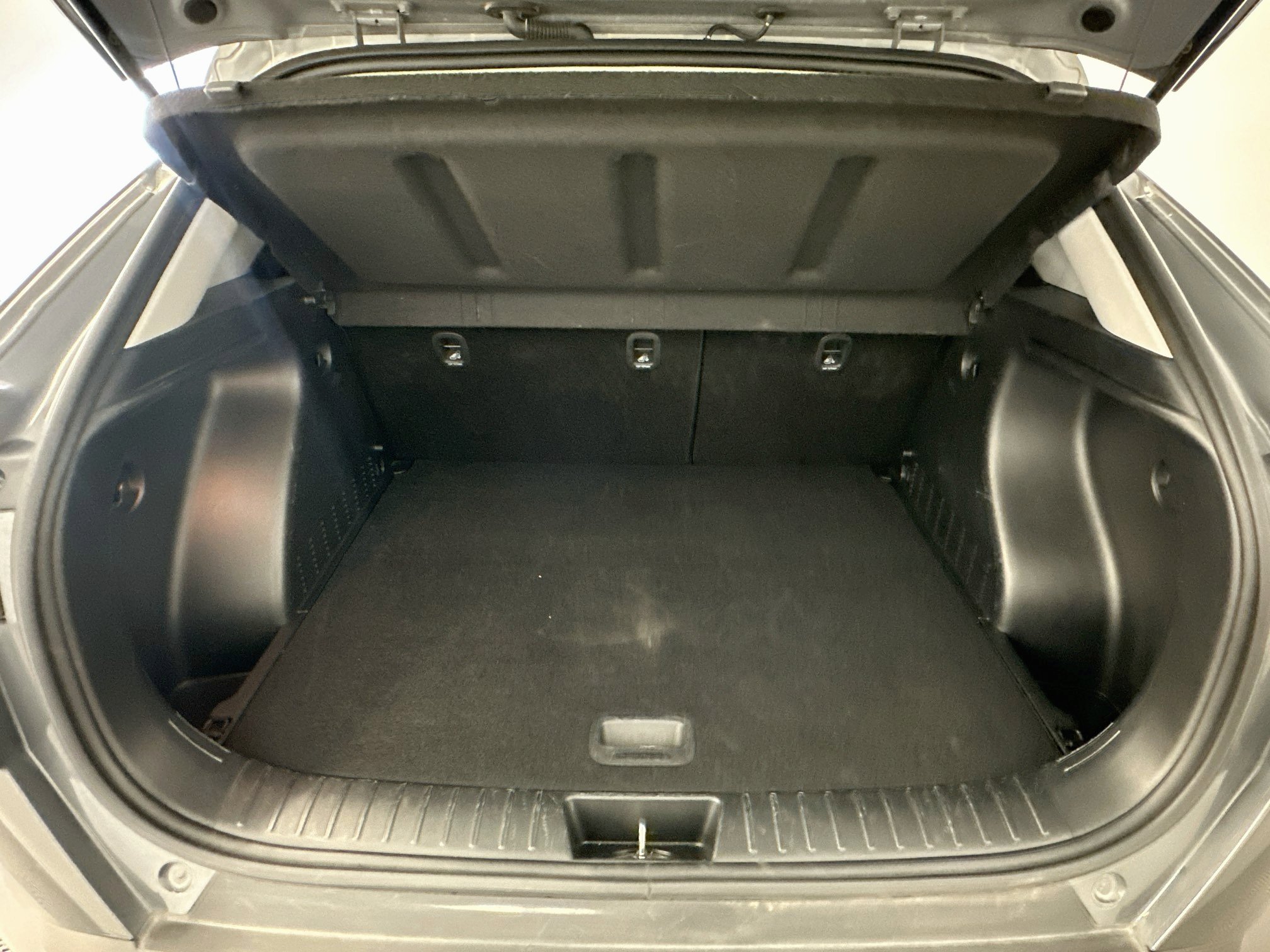 Used 2025 Hyundai Kona SEL AWD/4WD image 30