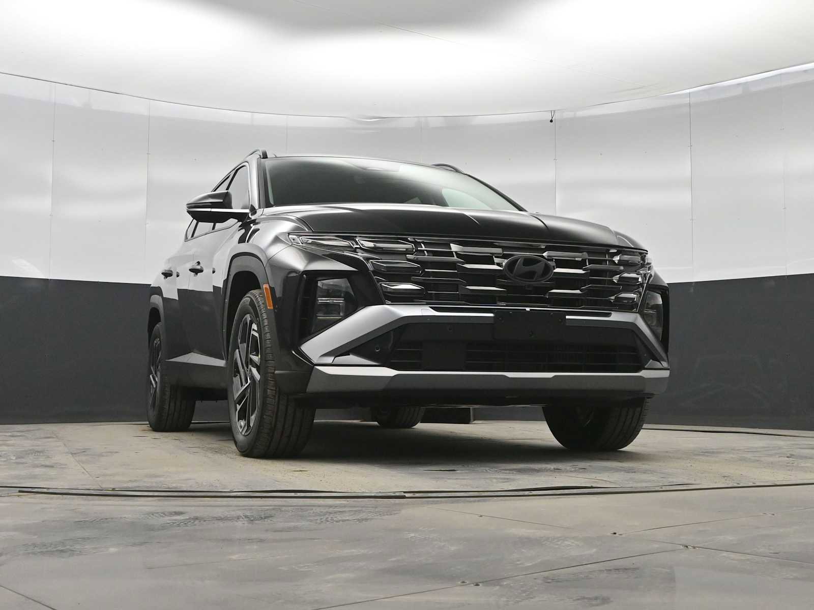 New 2026 Hyundai Tucson Limited AWD/4WD image 32