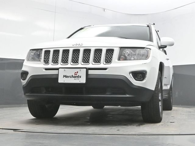 Used 2017 Jeep Compass High Altitude AWD/4WD image 30
