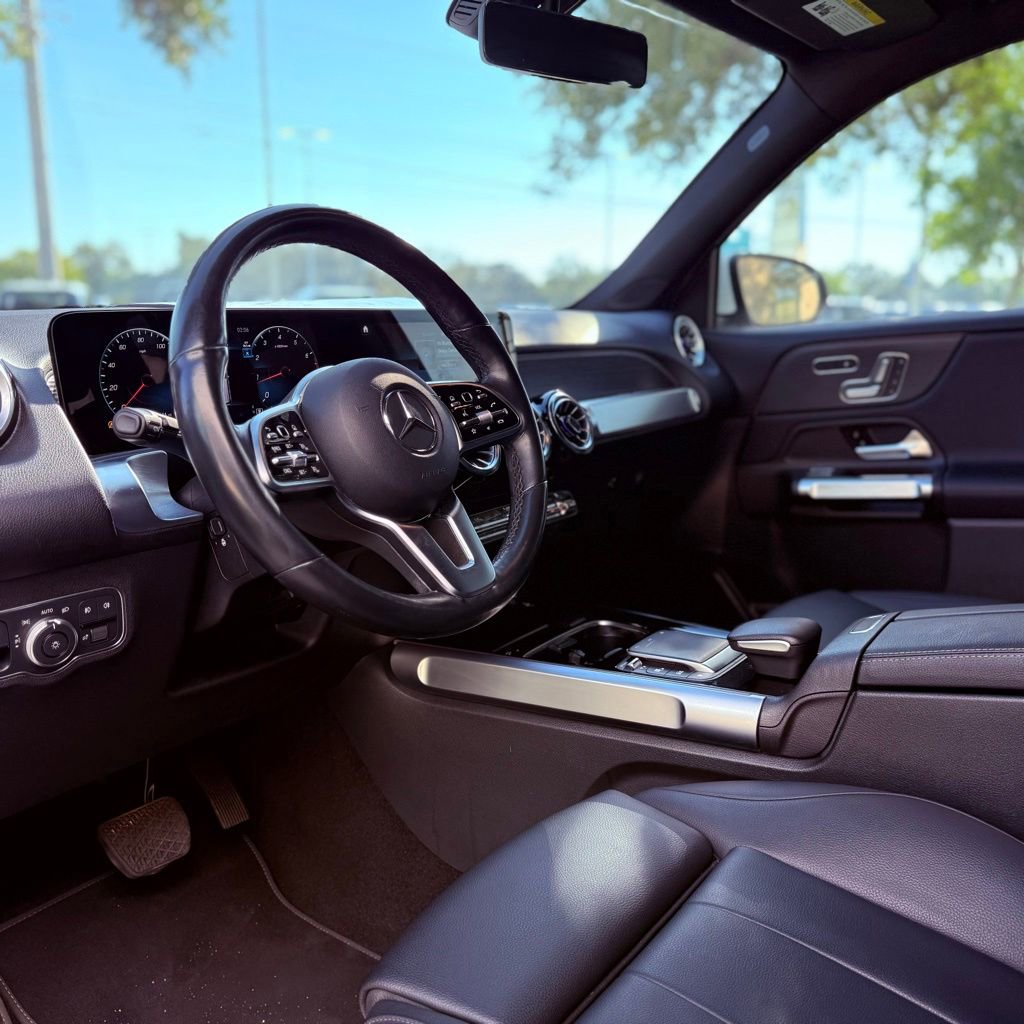 Used 2023 Mercedes-Benz GLB 250 image 23