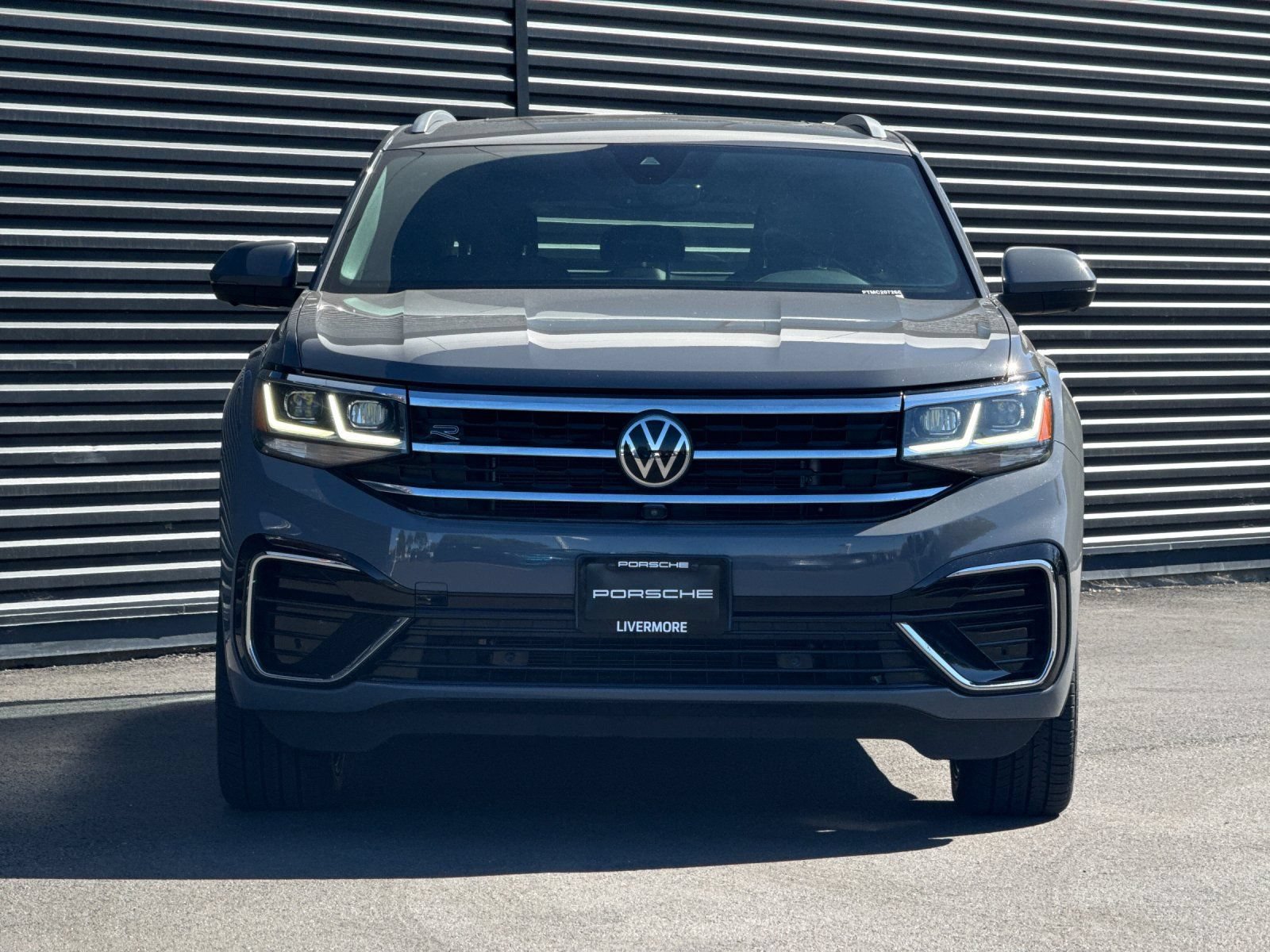 Used 2021 Volkswagen Atlas Cross Sport SEL Premium R-Line AWD/4WD image 12