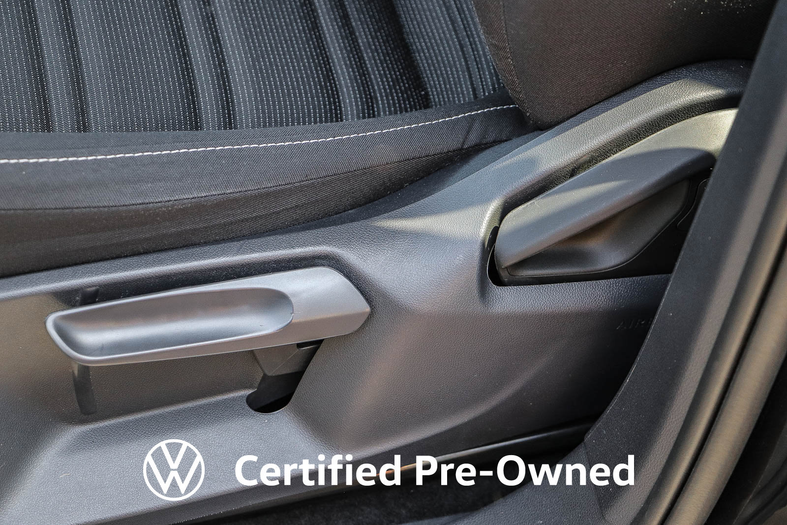 Certified 2023 Volkswagen Tiguan S FWD image 22
