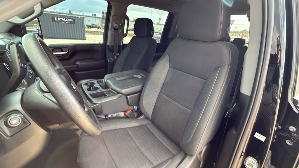 Used 2024 Chevrolet Silverado 2500 Custom w/ Custom Convenience Package image 14