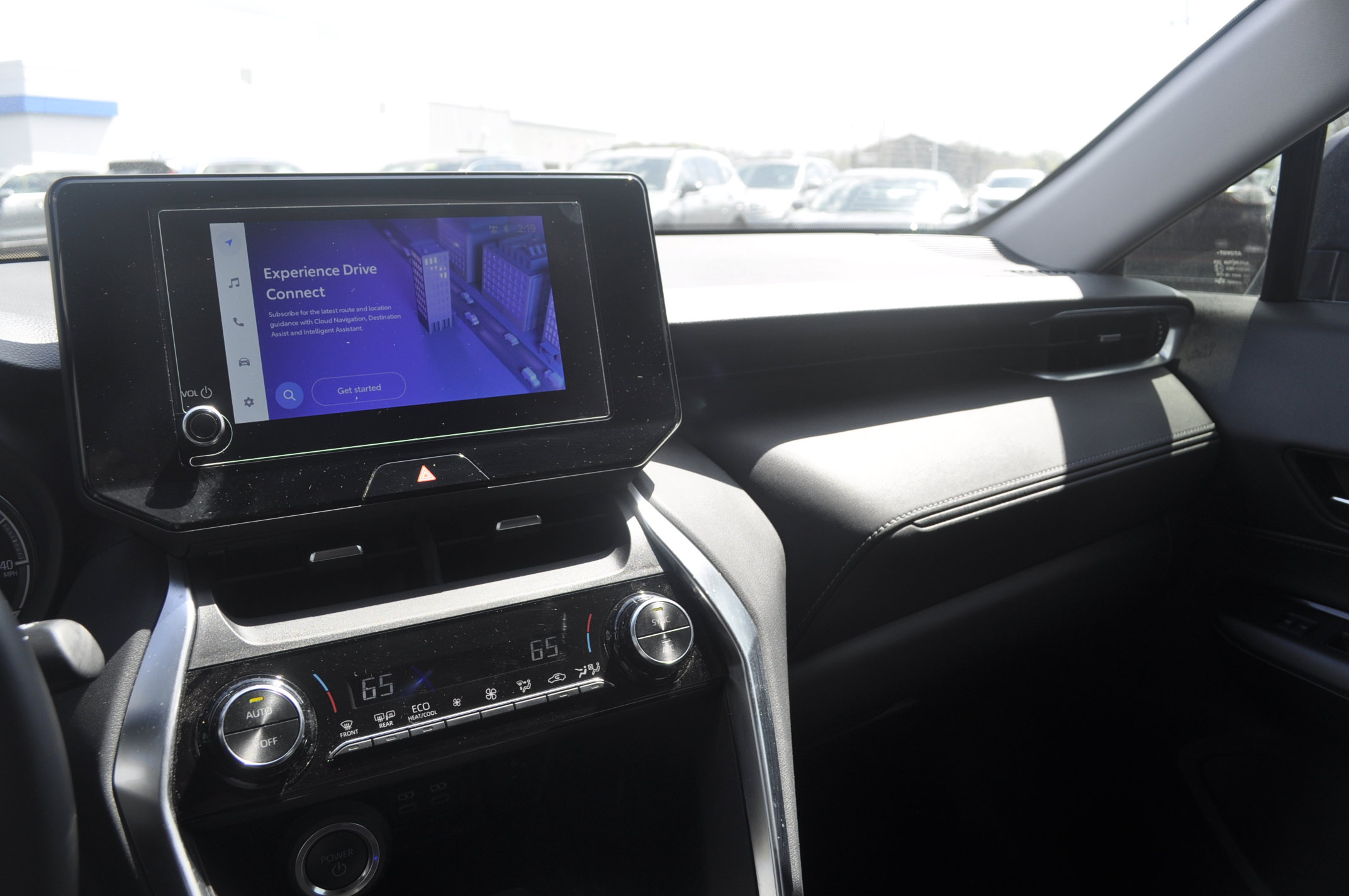 Used 2024 Toyota Venza LE AWD/4WD image 22