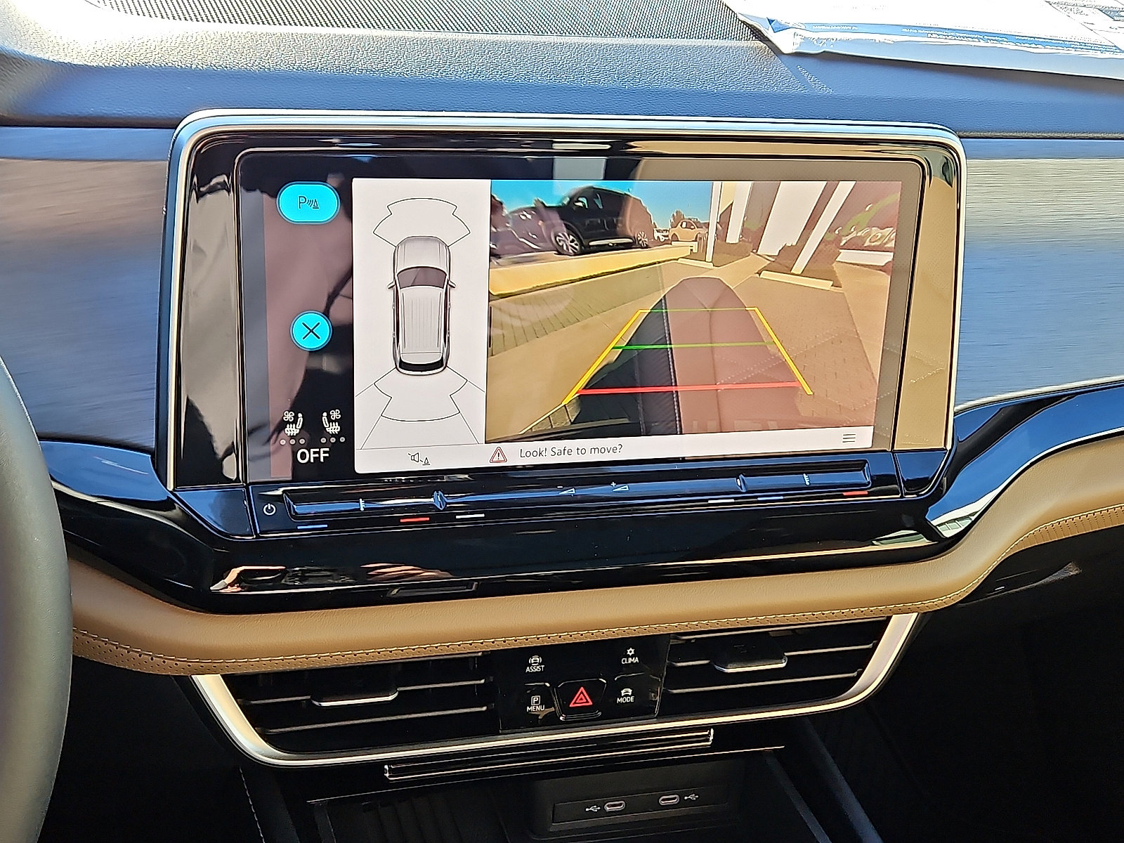 New 2026 Volkswagen Atlas Cross Sport SE image 16