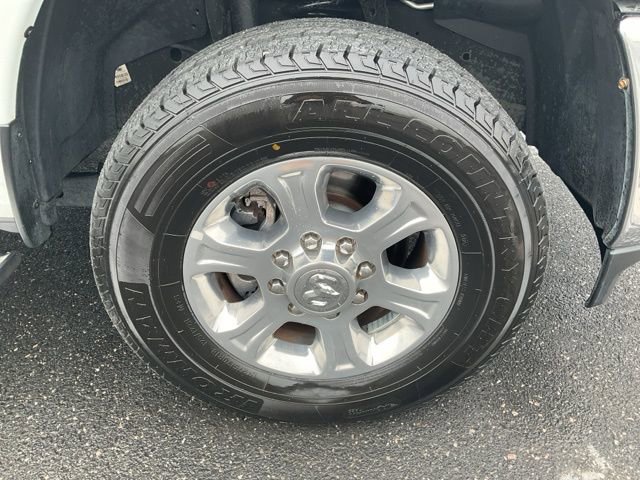 Used 2024 RAM 2500 Big Horn AWD/4WD image 17