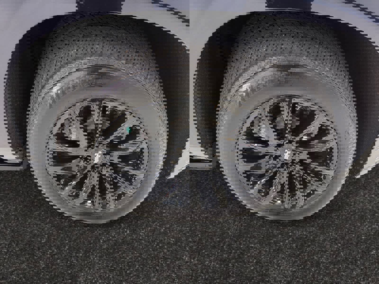 Certified 2024 Cadillac Escalade ESV Sport Platinum w/ LPO, ONYX Package image 7