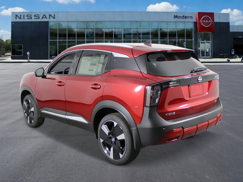 New 2026 Nissan Kicks SR FWD image 3