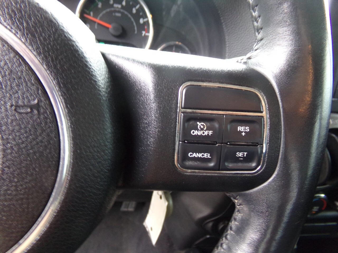 Used 2013 Jeep Wrangler Unlimited Sport w/ Connectivity Group image 11