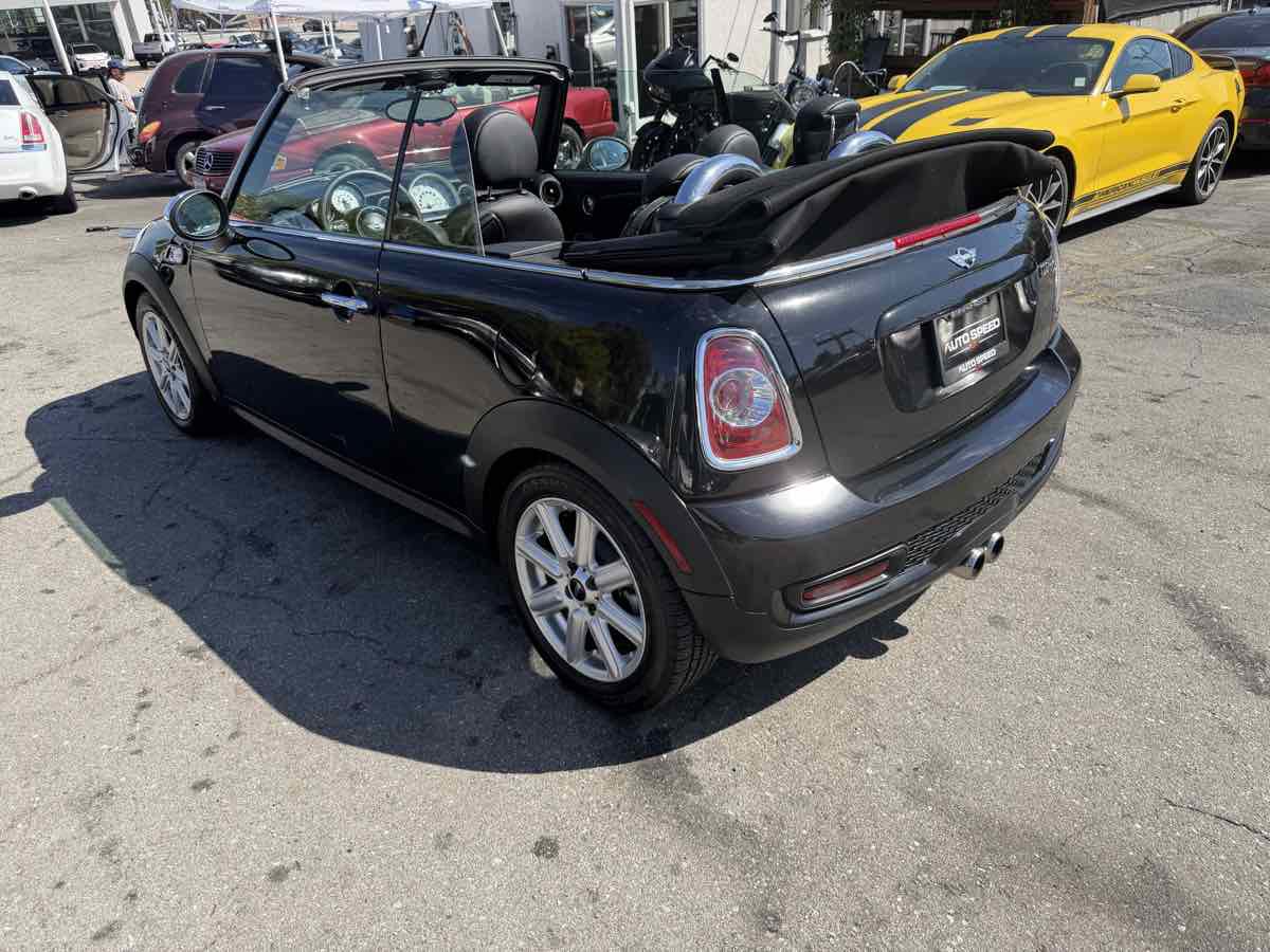 Used 2013 MINI Cooper S FWD image 5