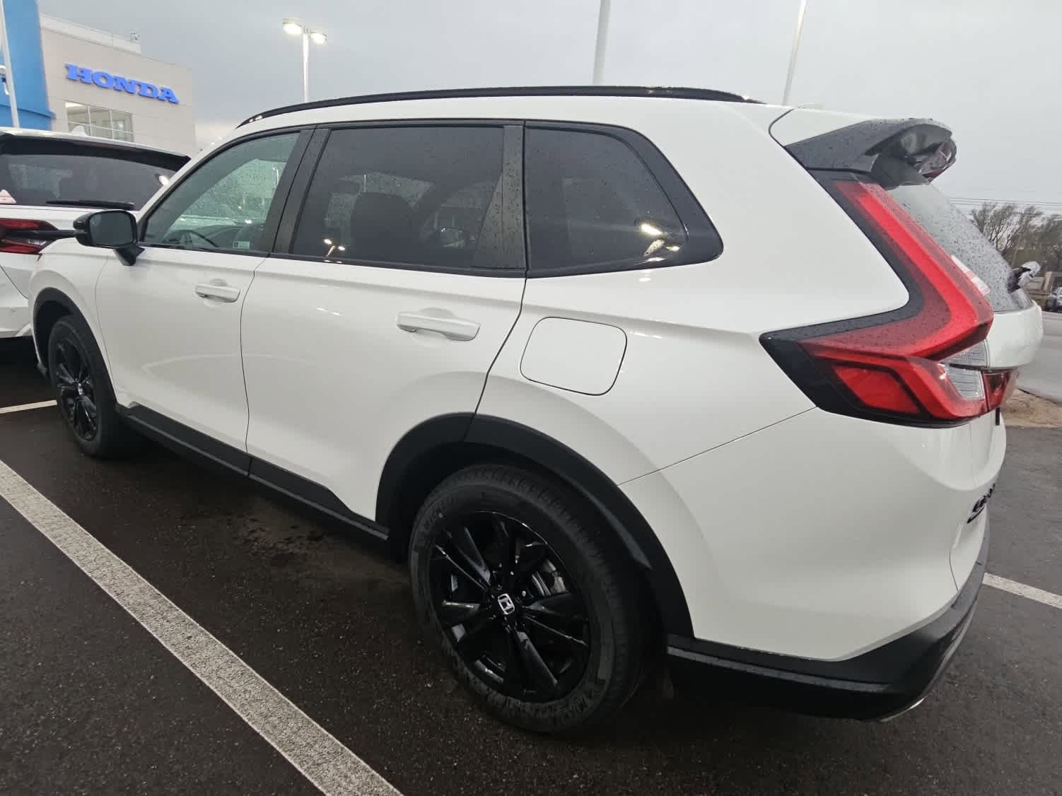 Used 2026 Honda CR-V Sport Touring image 4