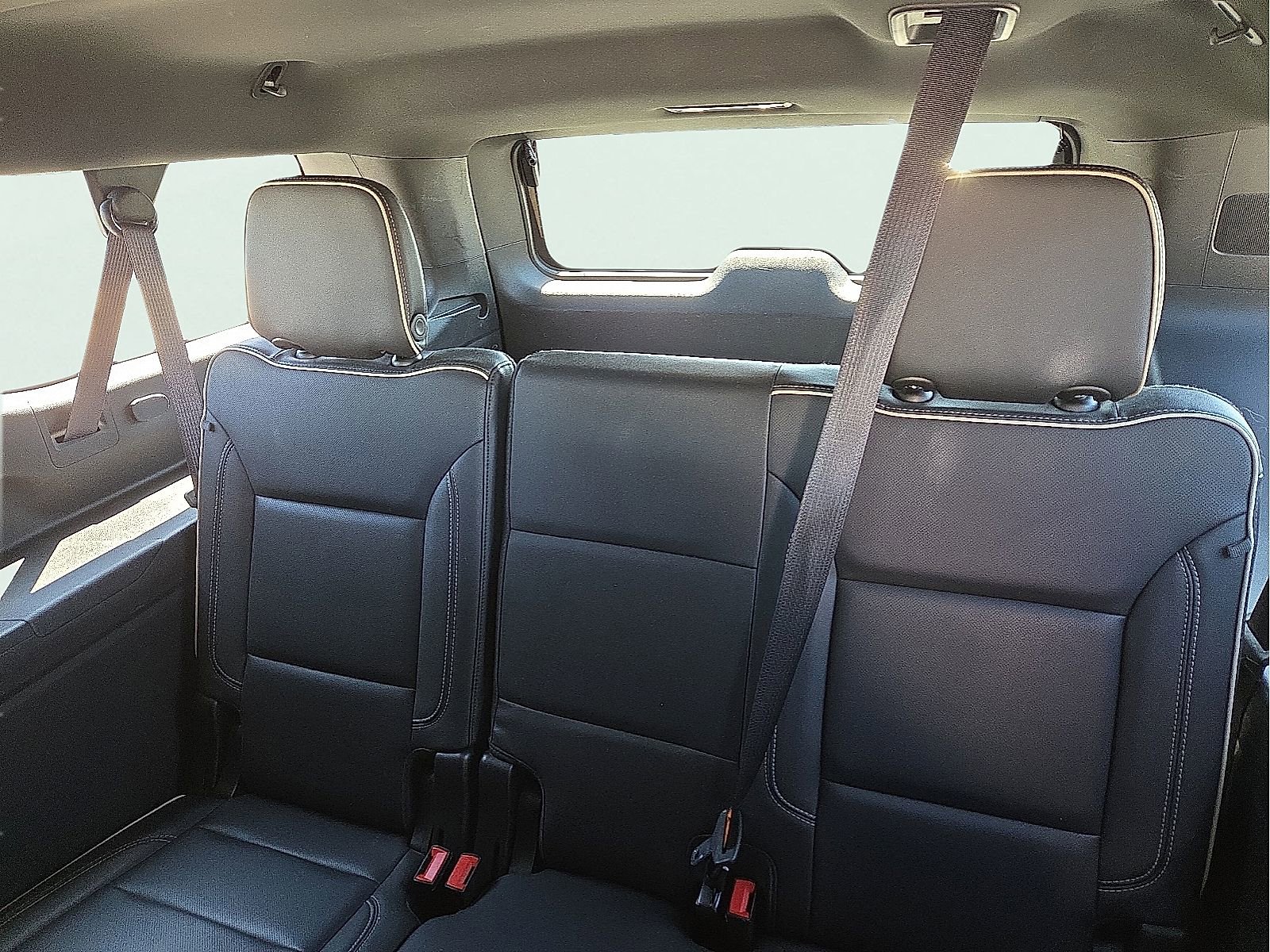 Used 2021 GMC Yukon XL SLT image 11