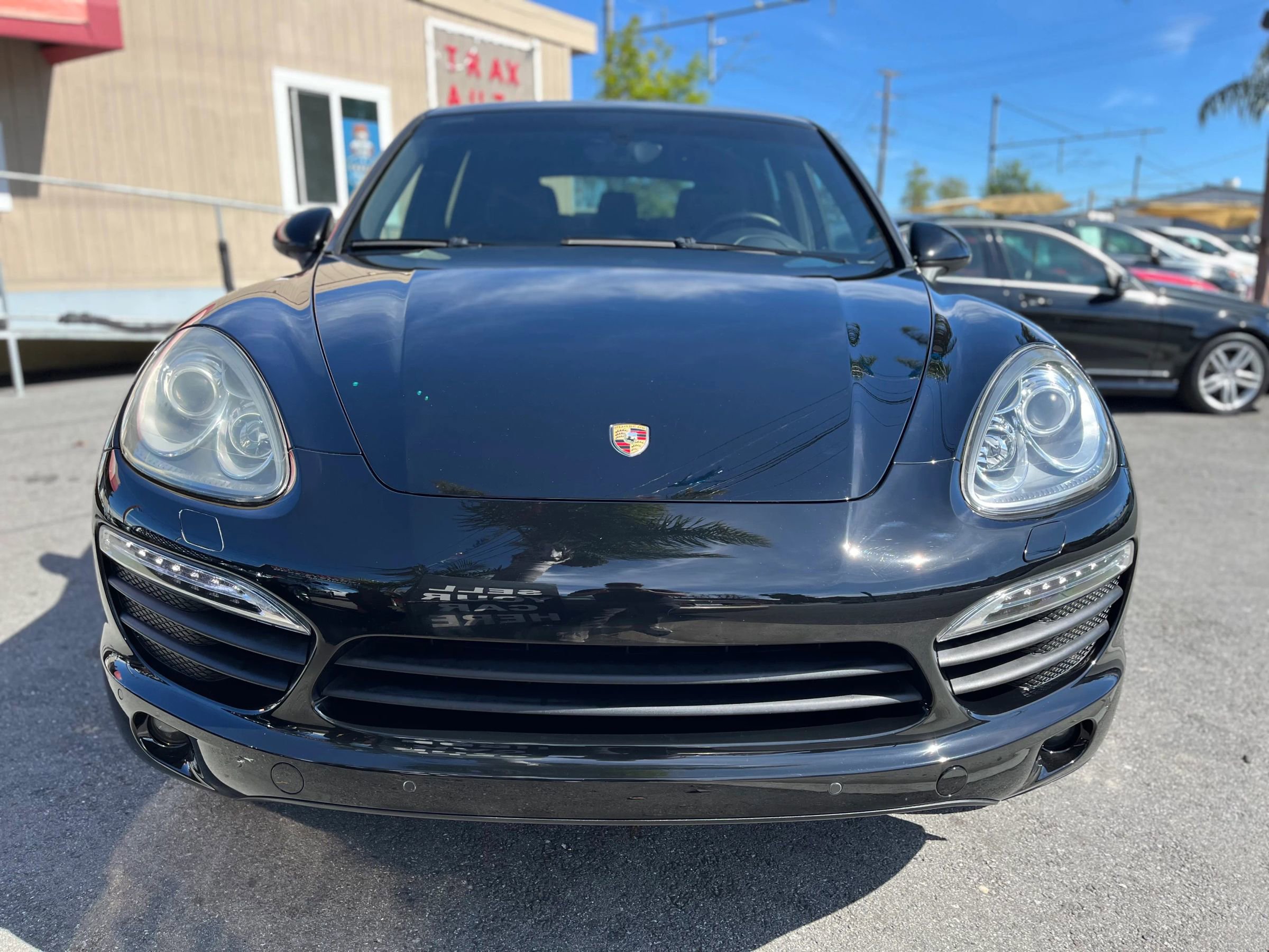 Used 2012 Porsche Cayenne S image 2