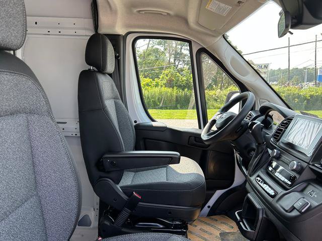 Used 2024 RAM ProMaster 1500 w/ Convenience Group FWD image 22