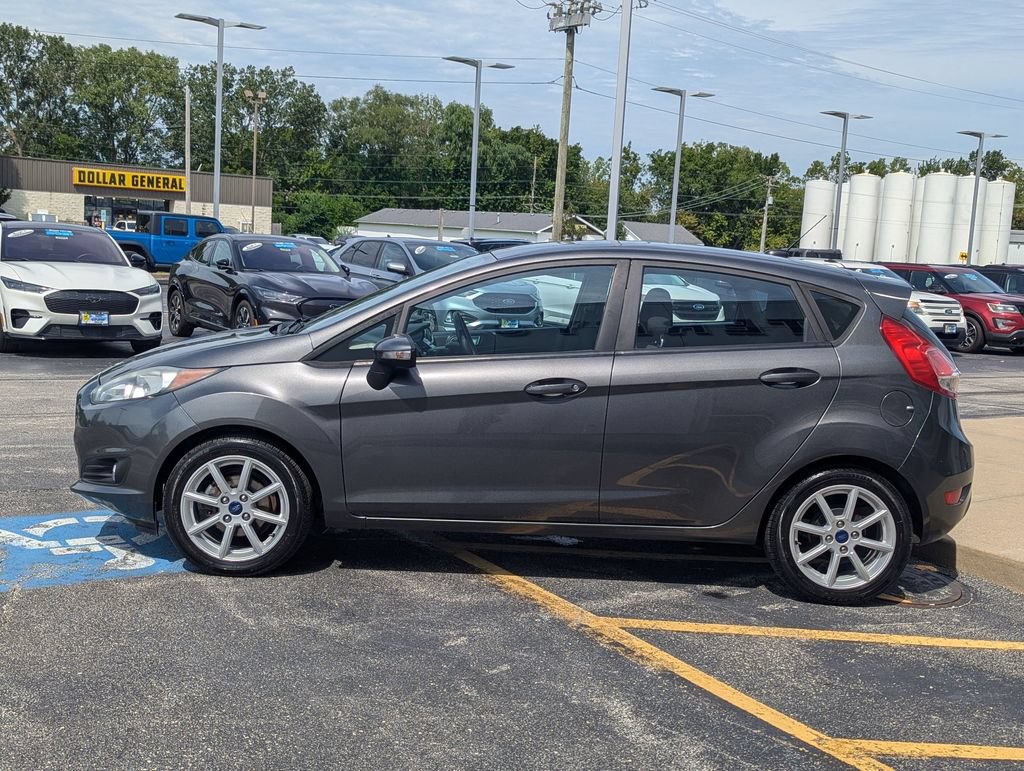 Used 2016 Ford Fiesta SE w/ Equipment Group 201A FWD image 6