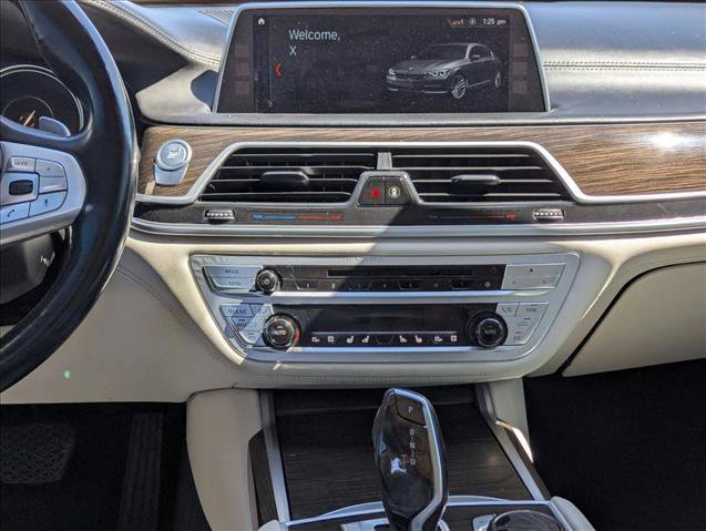 Used 2018 BMW 740e xDrive image 14