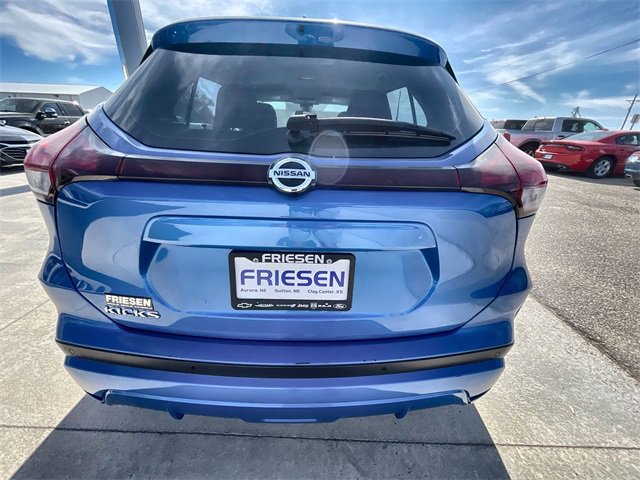 Used 2021 Nissan Kicks S image 13