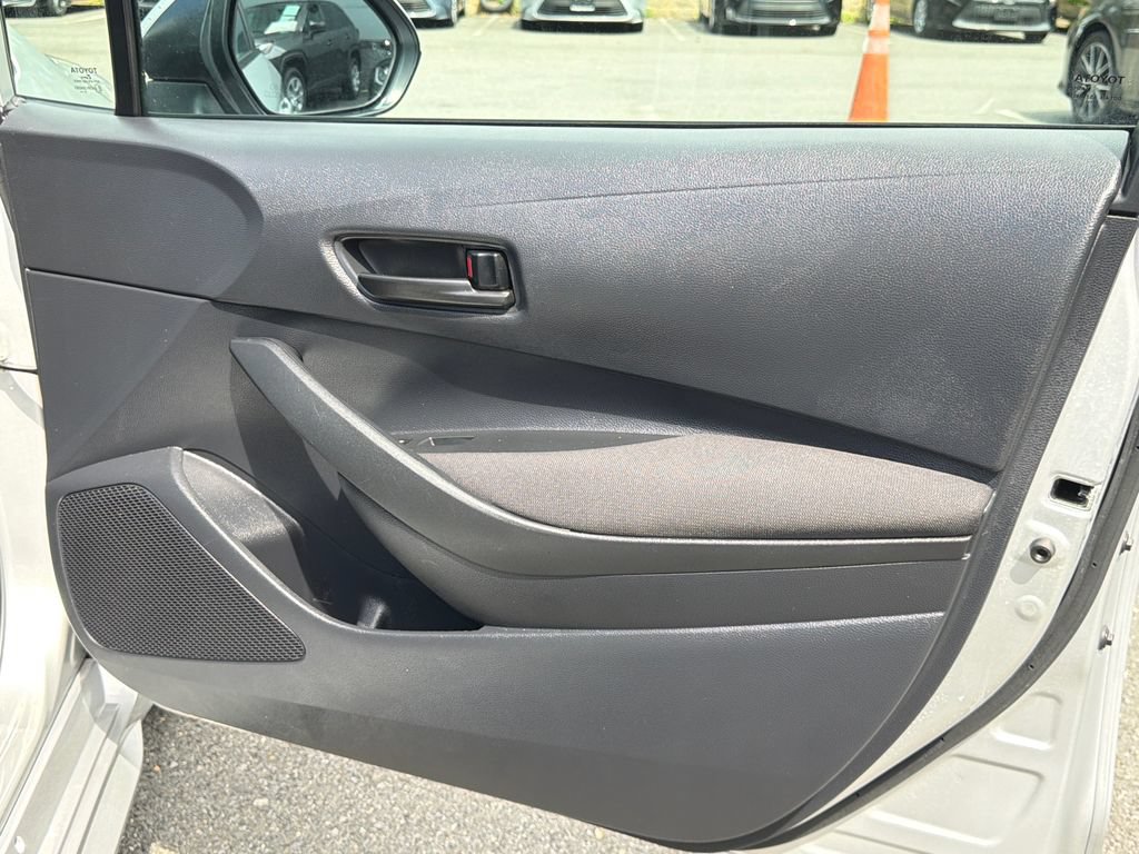 Used 2026 Toyota Corolla LE FWD image 11