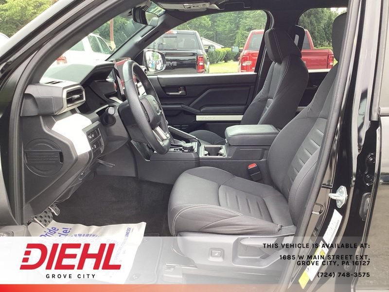 Used 2024 Toyota Tacoma TRD Sport AWD/4WD image 25