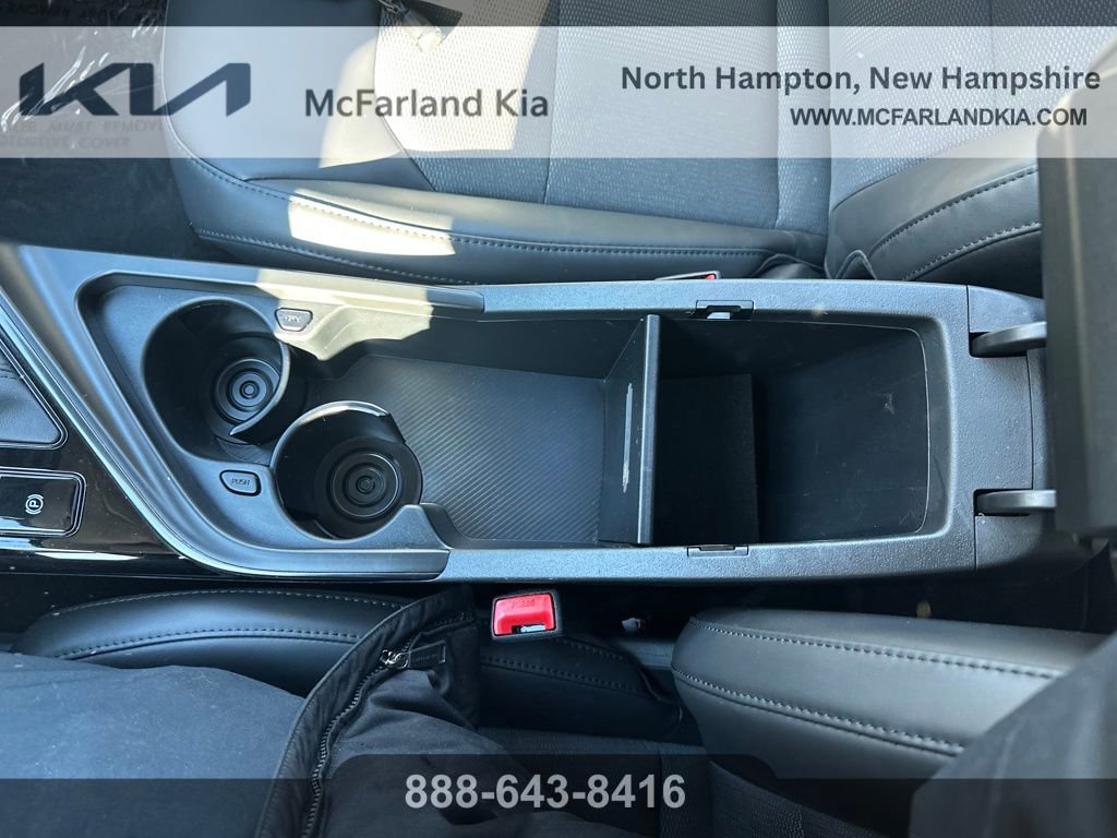 Used 2023 Kia Niro EX Touring image 28