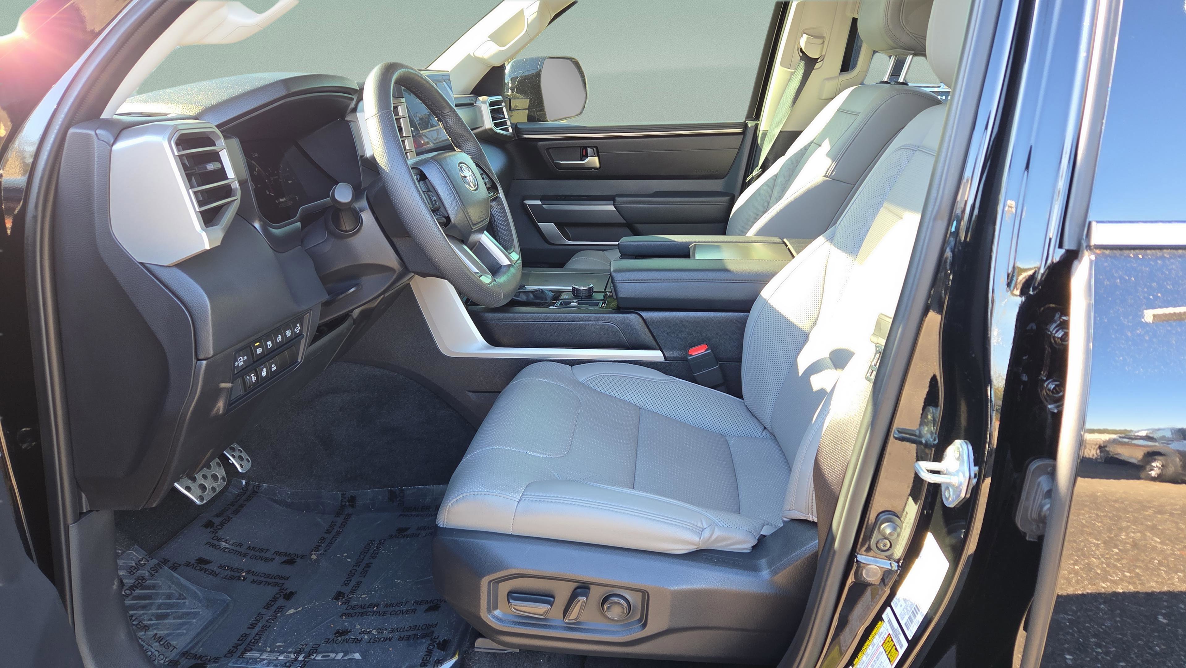 Used 2024 Toyota Sequoia TRD SPORT image 31