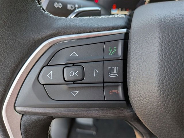 New 2025 Jeep Grand Cherokee Limited w/ Black Appearance Package image 18