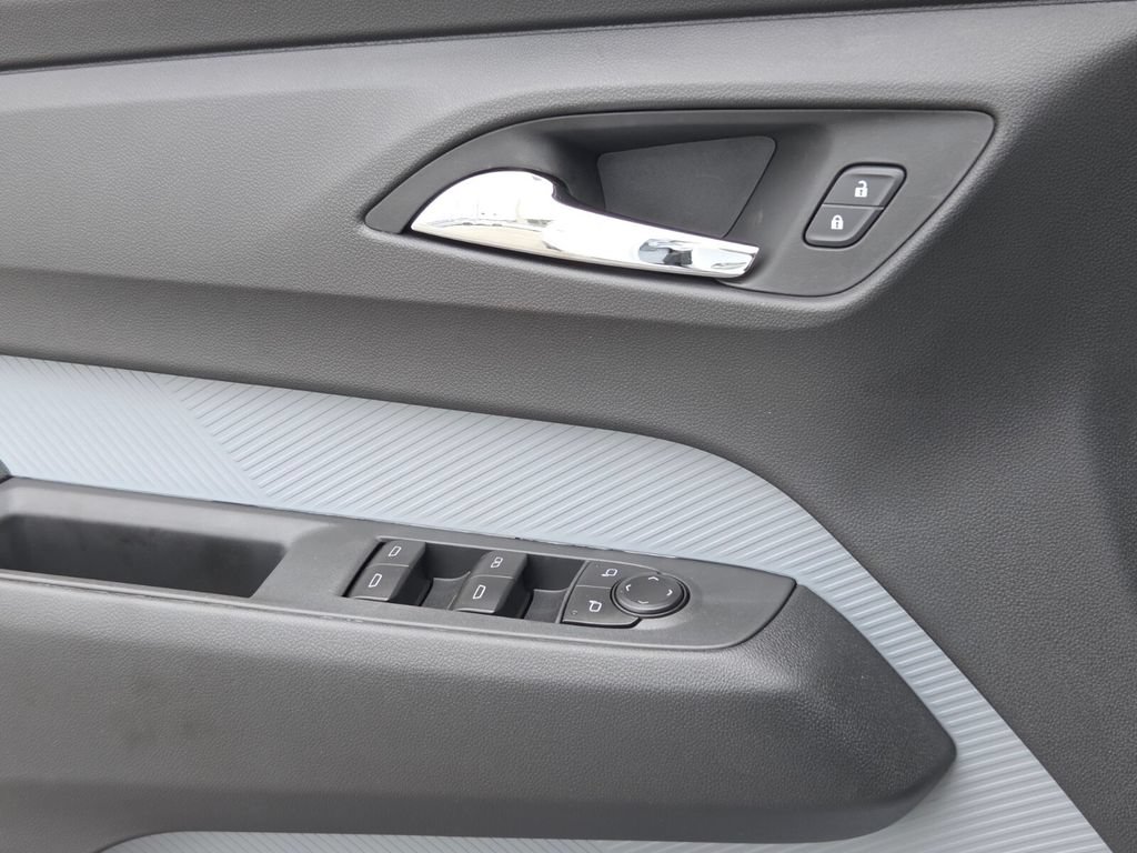 New 2027 Chevrolet Bolt LT w/ LPO, All-Weather Package FWD image 25