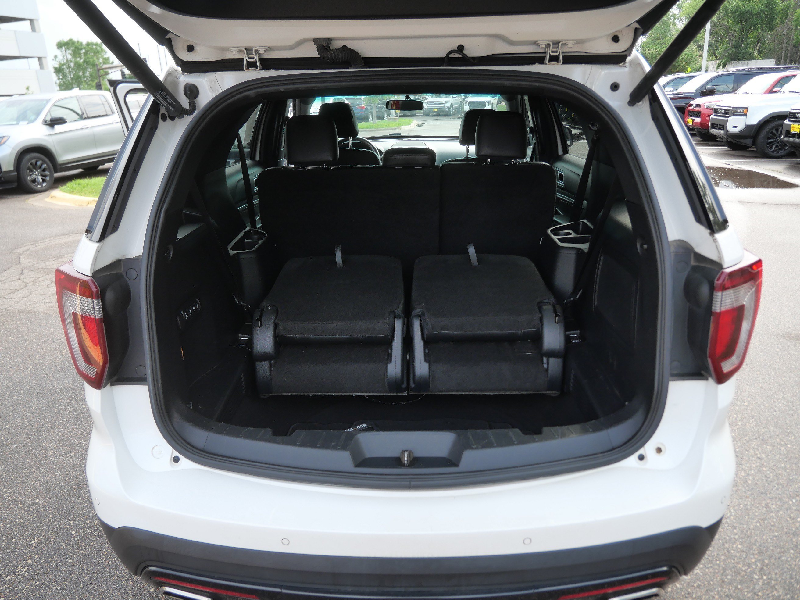 Used 2016 Ford Explorer Sport AWD/4WD image 18