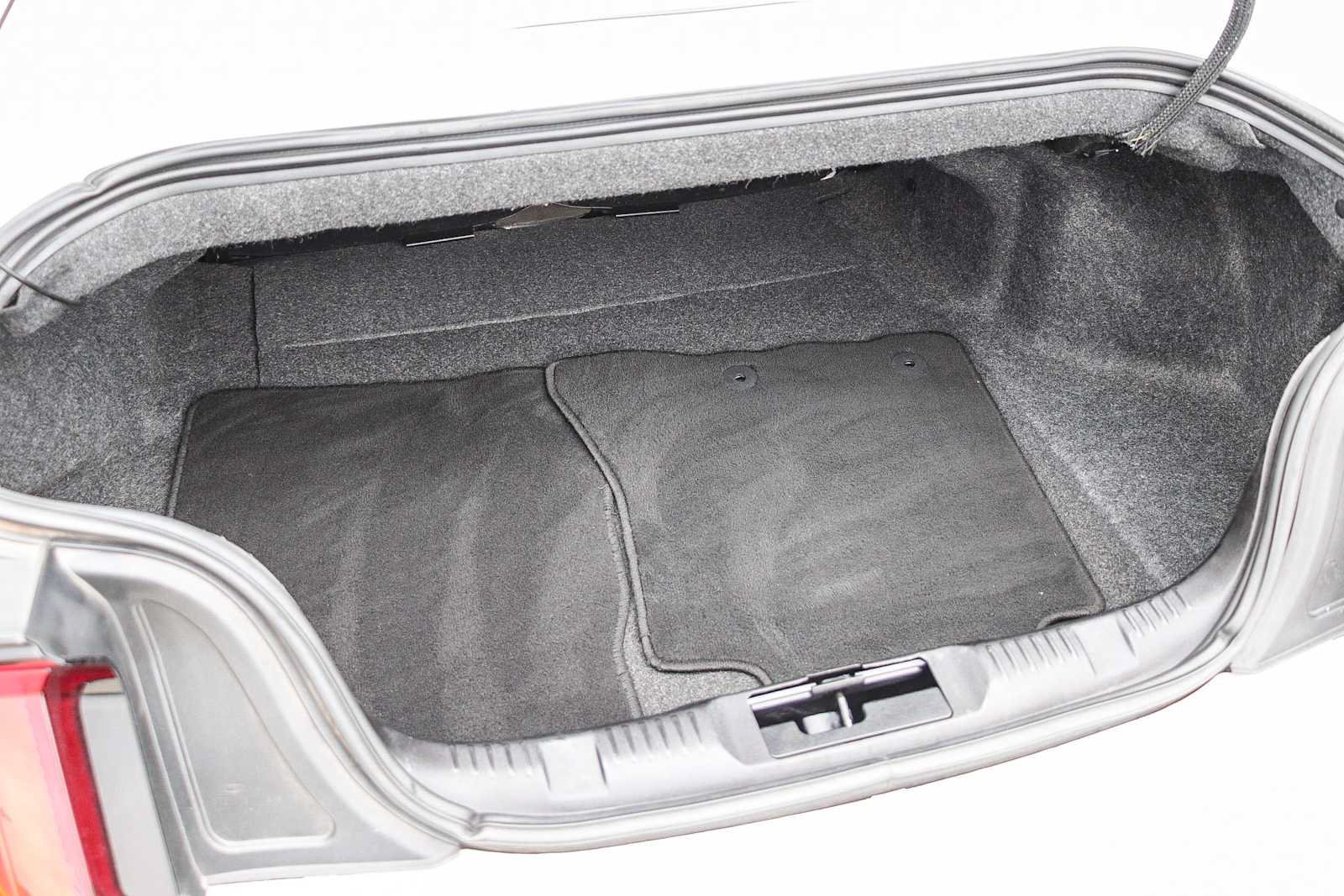 Used 2022 Ford Mustang Convertible RWD image 25