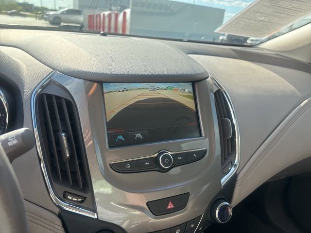 Used 2017 Chevrolet Cruze Premier w/ Enhanced Convenience Package FWD image 13