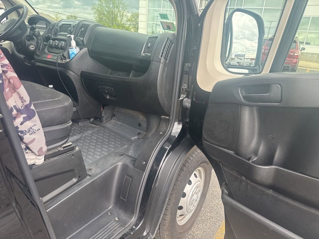 Used 2020 RAM ProMaster 1500 w/ Interior Convenience Group FWD image 5