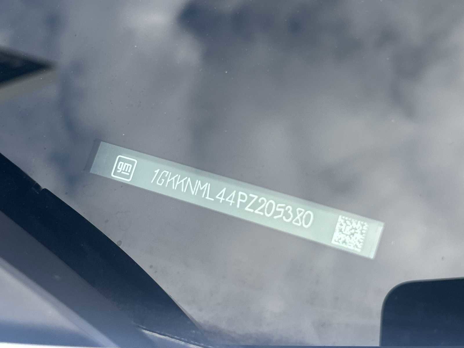 Used 2023 GMC Acadia SLT w/ Elevation Edition image 32