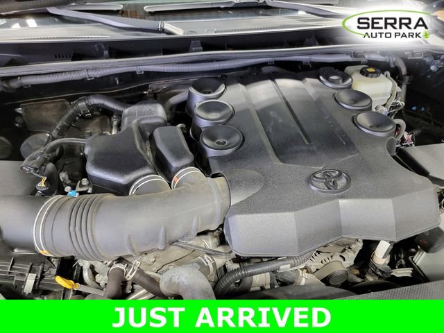 Used 2018 Toyota 4Runner TRD Off-Road image 34