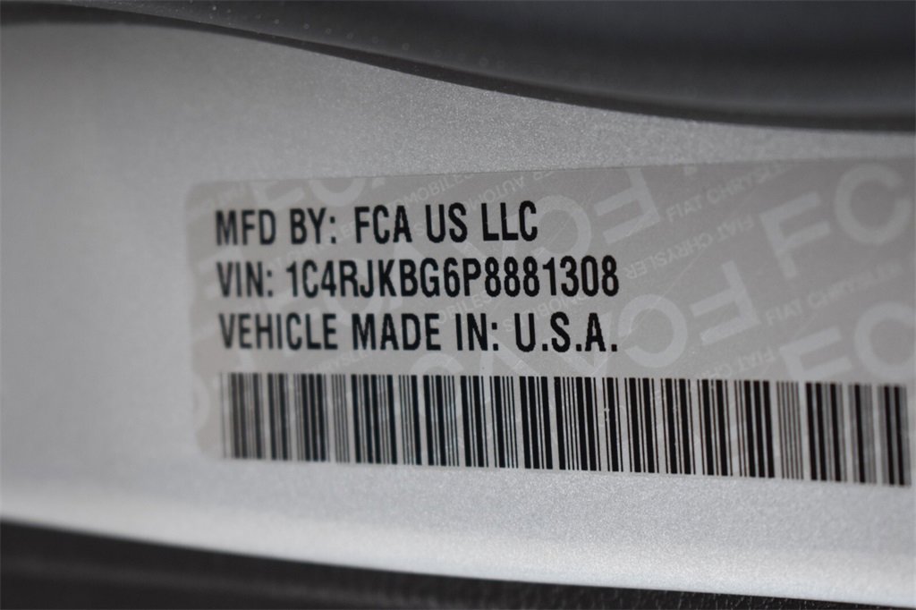 Used 2023 Jeep Grand Cherokee L Limited image 45