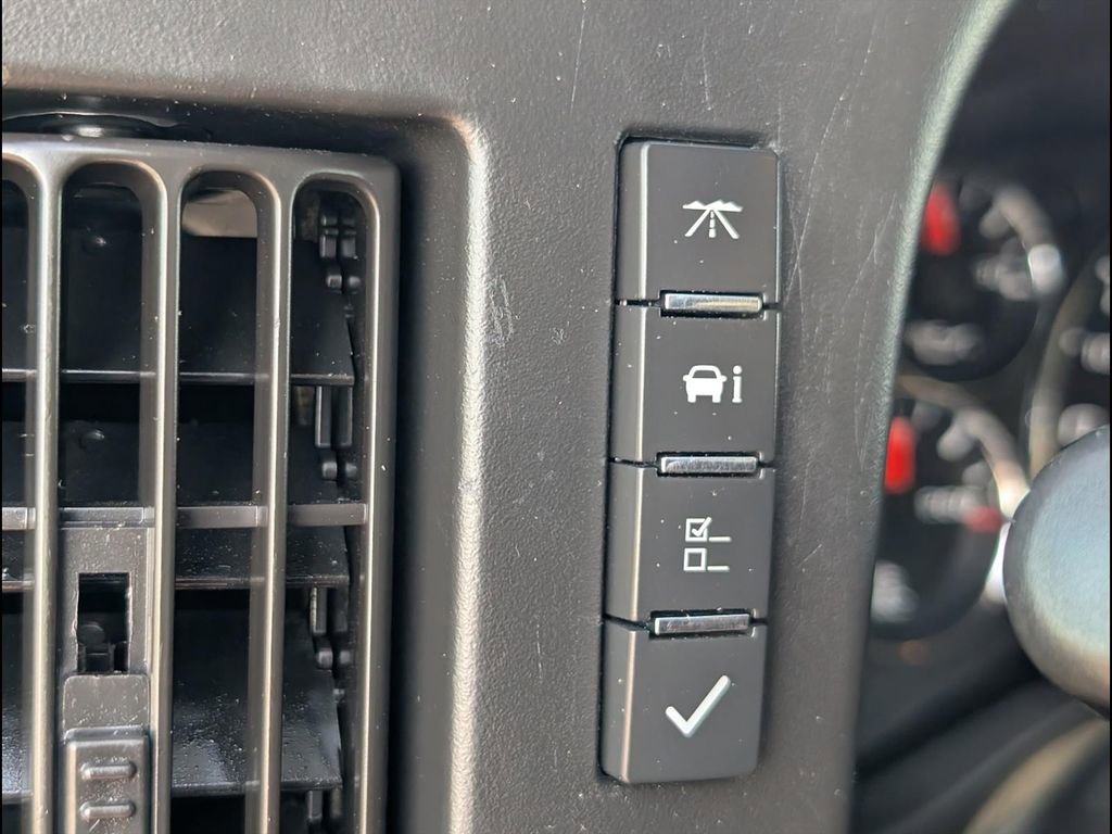 Used 2016 Chevrolet Express 3500 Extended RWD image 14