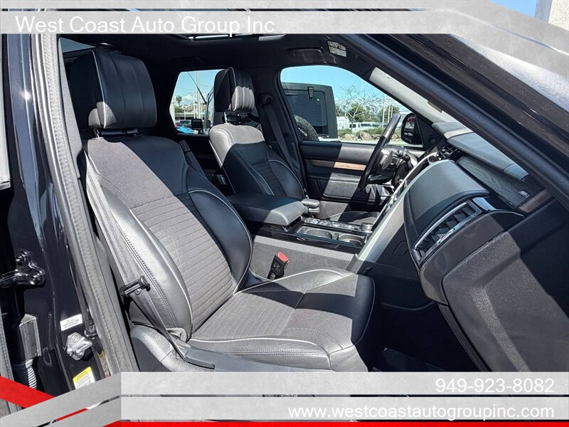 Used 2018 Land Rover Discovery HSE Luxury AWD/4WD image 10
