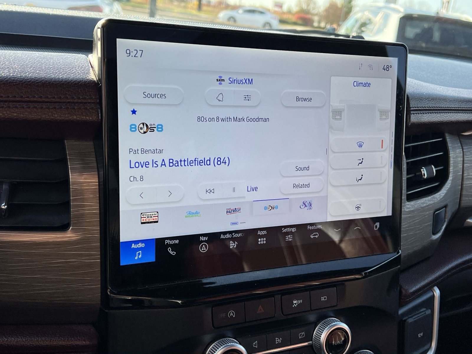 Used 2024 Ford Expedition Limited image 18