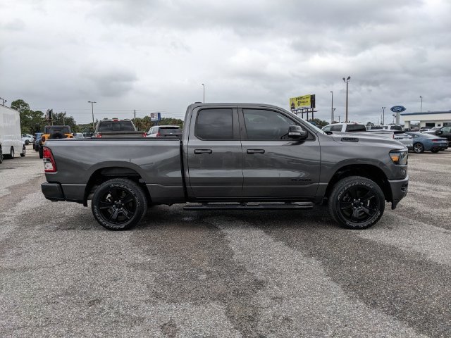 Used 2022 RAM 1500 Big Horn AWD/4WD image 3